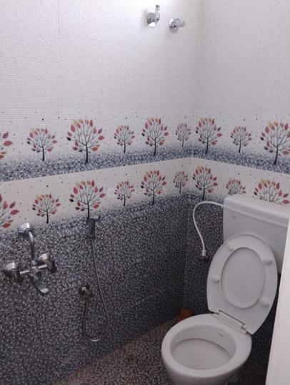 Galaxy Infinity Chateau Bathroom 1