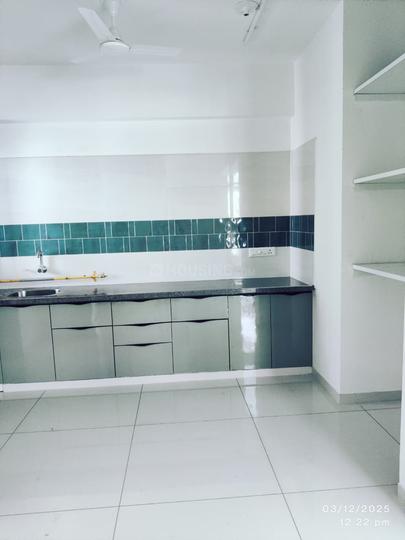 R R Solution Kitchen 1