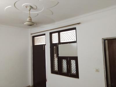 Bedroom Image of 900 Sq.ft 2 BHK Builder Floor for sale in Mansarover Garden New Delhi for Rs. 9000000