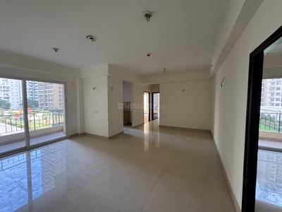 Hall Image of 2140 Sq.ft 4 BHK Apartment / Flat for sale in Amrapali Crystal Homes Phase 1, Sector 76 Noida for Rs. 28800000