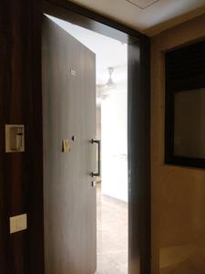 Main Entrance Image of 650 Sq.ft 1 BHK Apartment / Flat for sale in Hiranandani Regent Hill A B C D And E Wing, Powai Mumbai for Rs. 18800000