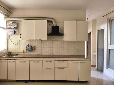 Kitchen Image of 600 Sq.ft 2 BHK Apartment / Flat for sale in Tulip Lemon, Sector 69 Gurgaon for Rs. 8200000