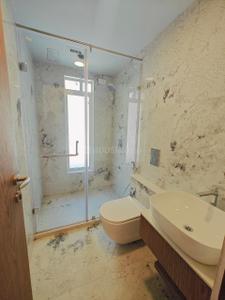 Bathroom Image of 650 Sq.ft 2 BHK Apartment / Flat for sale in Embassy Marquis Residences Phase 2, Malad West Mumbai for Rs. 17500000