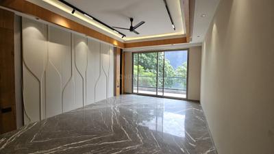 Living Room Image of 2430 Sq.ft 4 BHK Builder Floor for sale in Big Block South City 2, Sector 49 Gurgaon for Rs. 38000000