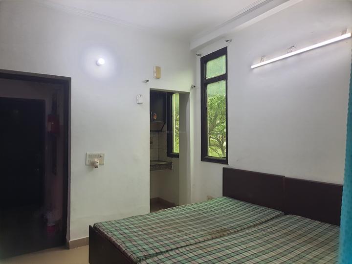 Dlf Phase 3 Ggn Bedroom 1