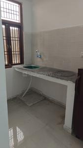 Kitchen Image of 450 Sq.ft 1 RK Apartment / Flat for rent in Sector 51 Noida for Rs. 18000