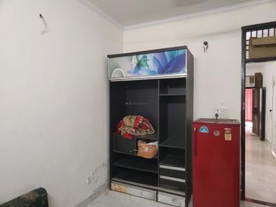 Bedroom Image of 500 Sq.ft 1 BHK Builder Floor for rent in Dwarka Mor New Delhi for Rs. 12500