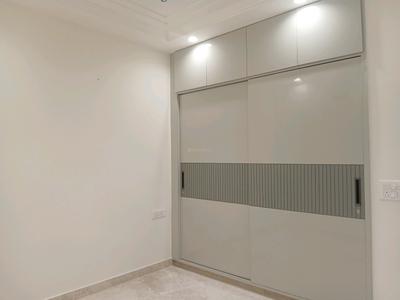 Bedroom Image of 1350 Sq.ft 3 BHK Builder Floor for sale in Paschim Vihar New Delhi for Rs. 21000000