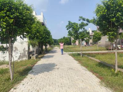 Image of 720 Sq.ft Residential Plot / Land for sale in Ismailpur Extension, Faridabad for Rs. 1000000
