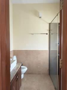 Bathroom Image of 5000 Sq.ft 4 BHK Independent House for rent in Nagarbhavi Bengaluru for Rs. 120000