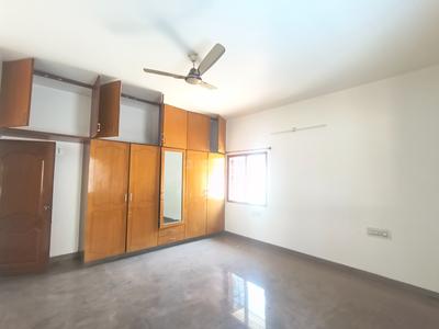 Bedroom Image of 2400 Sq.ft 2 BHK Builder Floor for rent in Jayanagar Bengaluru for Rs. 65000