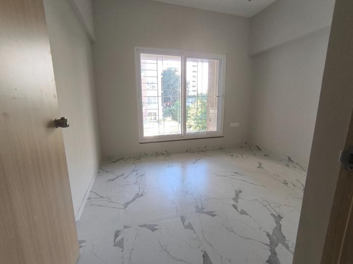 Kumar Peninsula Main Image 1