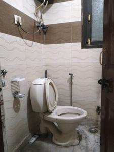 Common Bathroom Image of 720 Sq.ft 2 BHK Builder Floor for sale in GTB Nagar New Delhi for Rs. 9000000