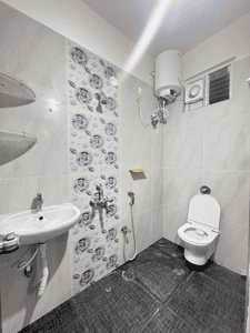 Image of 1200 Sq.ft 2 BHK Apartment / Flat for rent in Shilpa Hills, Hyderabad for Rs. 45000