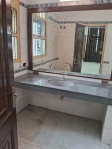 Kitchen Image of 4500 Sq.ft 4 BHK Builder Floor for rent in DLF Phase 1 Gurgaon for Rs. 125000