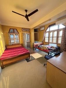 Bedroom Image of 2000 Sq.ft 2 BHK Builder Floor for rent in Kahilipara Guwahati for Rs. 16000