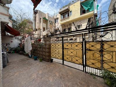 Balcony Image of 2300 Sq.ft 3 BHK Builder Floor for sale in Kirti Nagar New Delhi for Rs. 27500000