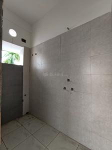 Bathroom Image of 850 Sq.ft 2 BHK Apartment / Flat for sale in Purba Barisha Kolkata for Rs. 3145000