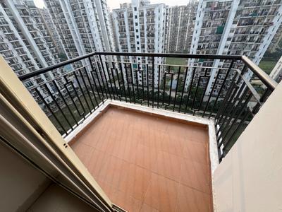 Balcony Image of 1320 Sq.ft 2.5 BHK Apartment / Flat for sale in Maxblis White House, Sector 75 Noida for Rs. 16500000
