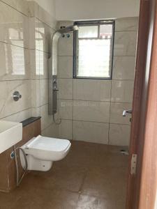 Bathroom Image of 1780 Sq.ft 3 BHK Apartment / Flat for rent in Koregaon Park Pune for Rs. 75000
