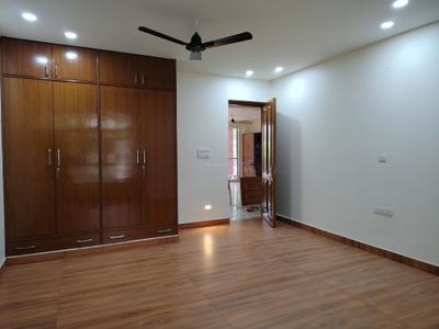 Bedroom Image of 2300 Sq.ft 3 BHK Apartment / Flat for rent in DDA Flats Vasant Kunj, Vasant Kunj New Delhi for Rs. 100000