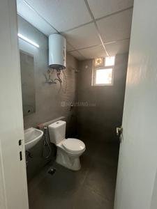 Bathroom Image of 1240 Sq.ft 3 BHK Apartment / Flat for sale in Signature Global City 37D 1, Sector 37D Gurgaon for Rs. 16000000
