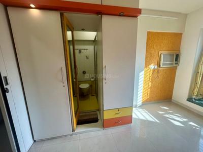 Bedroom Image of 1300 Sq.ft 3 BHK Apartment / Flat for sale in Atlanta Tower, Mulund East Mumbai for Rs. 31000000
