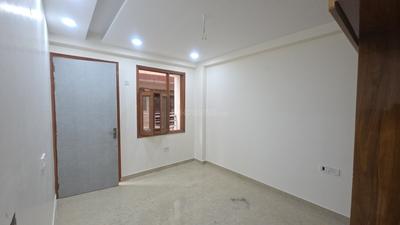 Bedroom Image of 915 Sq.ft 3 BHK Builder Floor for sale in Palam New Delhi for Rs. 9000000