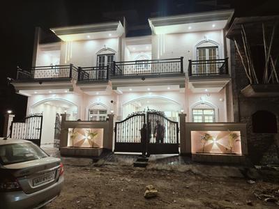 Hall Image of 2200 Sq.ft 3 BHK Builder Floor for rent in Govind Vihar Dehradun for Rs. 38000
