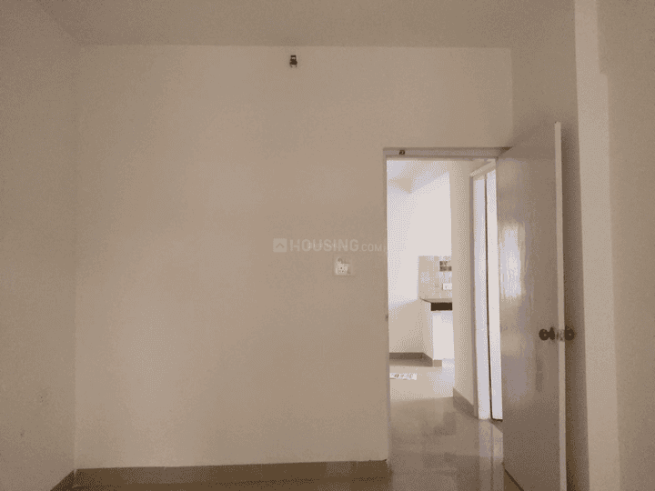 Ratan Pearls Main Image 1