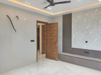 Bedroom Image of 4150 Sq.ft 4 BHK Builder Floor for sale in Garg Homes Signature Floors, Green Field Colony Faridabad for Rs. 32000000