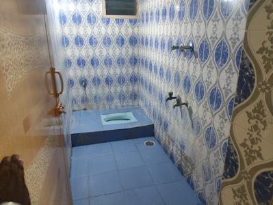 Bathroom Image of 250 Sq.ft 1 RK Independent House for rent in Pallikaranai Chennai for Rs. 8500