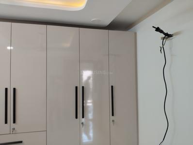 Bedroom Image of 750 Sq.ft 2 BHK Builder Floor for rent in Preet Vihar New Delhi for Rs. 20000
