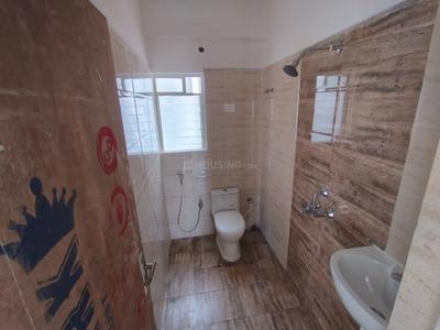 Bathroom Image of 811 Sq.ft 3 BHK Apartment / Flat for sale in Loharuka Freshia, Rajarhat Kolkata for Rs. 7500000
