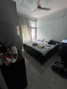 Bedroom Image of 1350 Sq.ft 2 BHK Apartment / Flat for sale in Vaishali Ghaziabad for Rs. 14500000