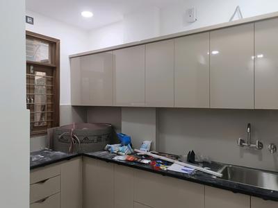 Kitchen Image of 700 Sq.ft 2 BHK Builder Floor for sale in Pitampura New Delhi for Rs. 7500000