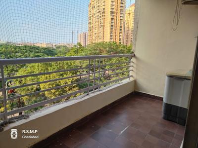 Balcony Image of 999 Sq.ft 2 BHK Apartment / Flat for rent in Supertech Livingston, Crossings Republik Ghaziabad for Rs. 25000