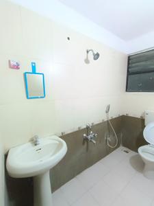 Bathroom Image of 1164 Sq.ft 3 BHK Apartment / Flat for rent in Siddhivinayak Shubhashree Residential, Akurdi Pune for Rs. 35000