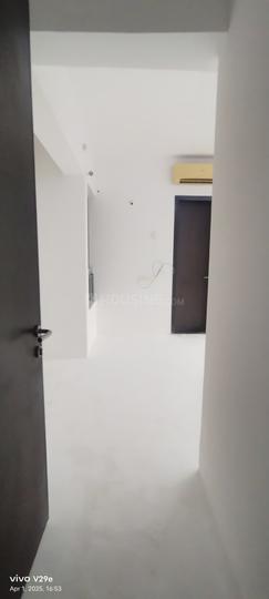 Lodha Luxuria Main Image 1