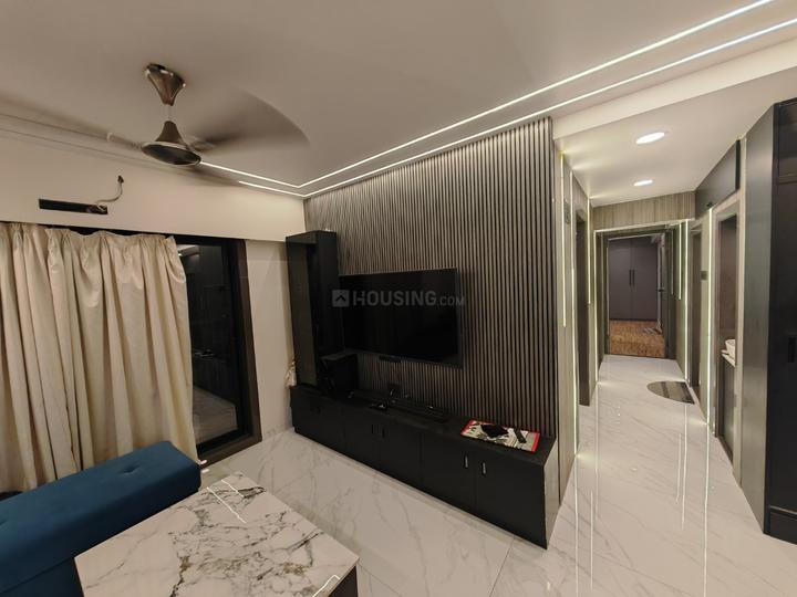 Rajhans Moonstone Main Image 1