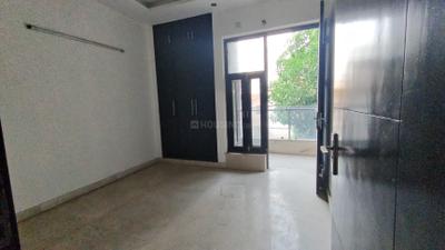 Bedroom Image of 1800 Sq.ft 3 BHK Builder Floor for sale in Paschim Vihar New Delhi for Rs. 27200000