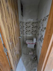 Bathroom Image of 700 Sq.ft 2.5 BHK Builder Floor for sale in Laxmi Nagar New Delhi for Rs. 7000000