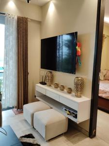 Hall Image of 1100 Sq.ft 2 BHK Apartment / Flat for sale in Lodha New Cuffe Parade Lodha Evoq, Sion Mumbai for Rs. 30000000