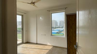 Bedroom Image of 950 Sq.ft 3 BHK Apartment / Flat for rent in PR7 Airport Road Zirakpur for Rs. 22500