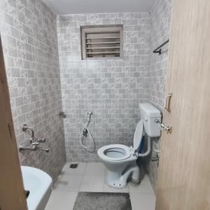 Bathroom Image of 825 Sq.ft 2 BHK Builder Floor for rent in Banaswadi Bengaluru for Rs. 18000