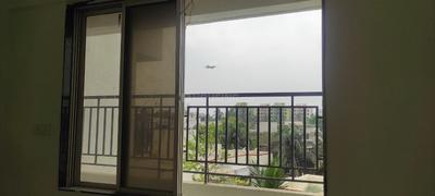 Balcony Image of 950 Sq.ft 2 BHK Apartment / Flat for sale in Santacruz West Mumbai for Rs. 18500000