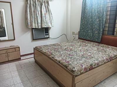 Bedroom Image of 2750 Sq.ft 4 BHK Apartment / Flat for rent in Gulbai Tekra Ahmedabad for Rs. 45000