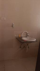 Bathroom Image of 500 Sq.ft 1 BHK Apartment / Flat for rent in Kolte Patil Life Republic 6th Avenue, Nerhe Pune for Rs. 17500