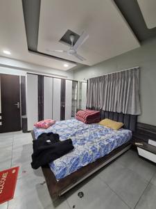 Bedroom Image of 2100 Sq.ft 3 BHK Apartment / Flat for rent in Hill Drive Bhavnagar for Rs. 40000