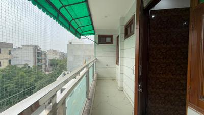 Balcony Image of 540 Sq.ft 2 BHK Builder Floor for rent in Dwarka Mor New Delhi for Rs. 14500